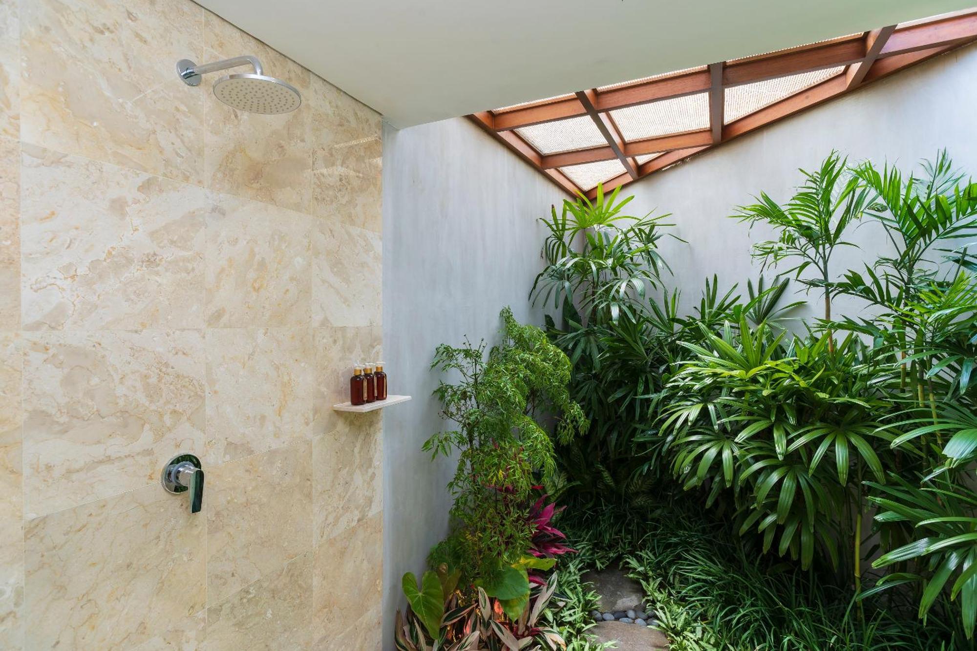 Adiwana Unagi Suites أوبود الغرفة الصورة
